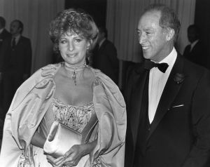 Barbara Streisand, Pierre Trudeau 1985  NYC.jpg